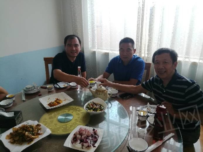 132231couq5shsskupquis.jpg